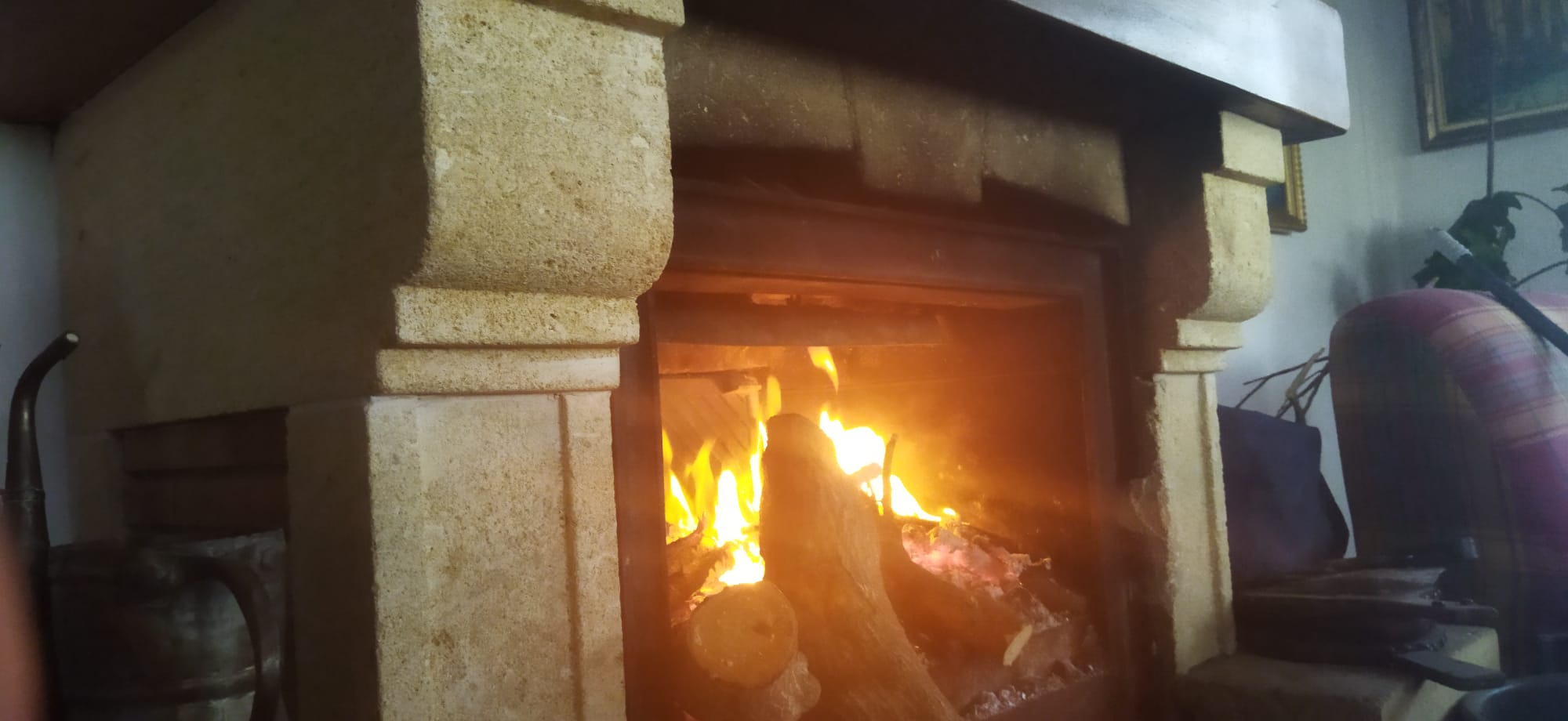 foto casa rural Los Mastranzos chimenea